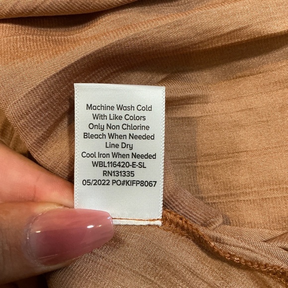 Evereve Dahlia Ruffle Satin Tank Top Rust Women’s Large NWT - Picture 8 of 8